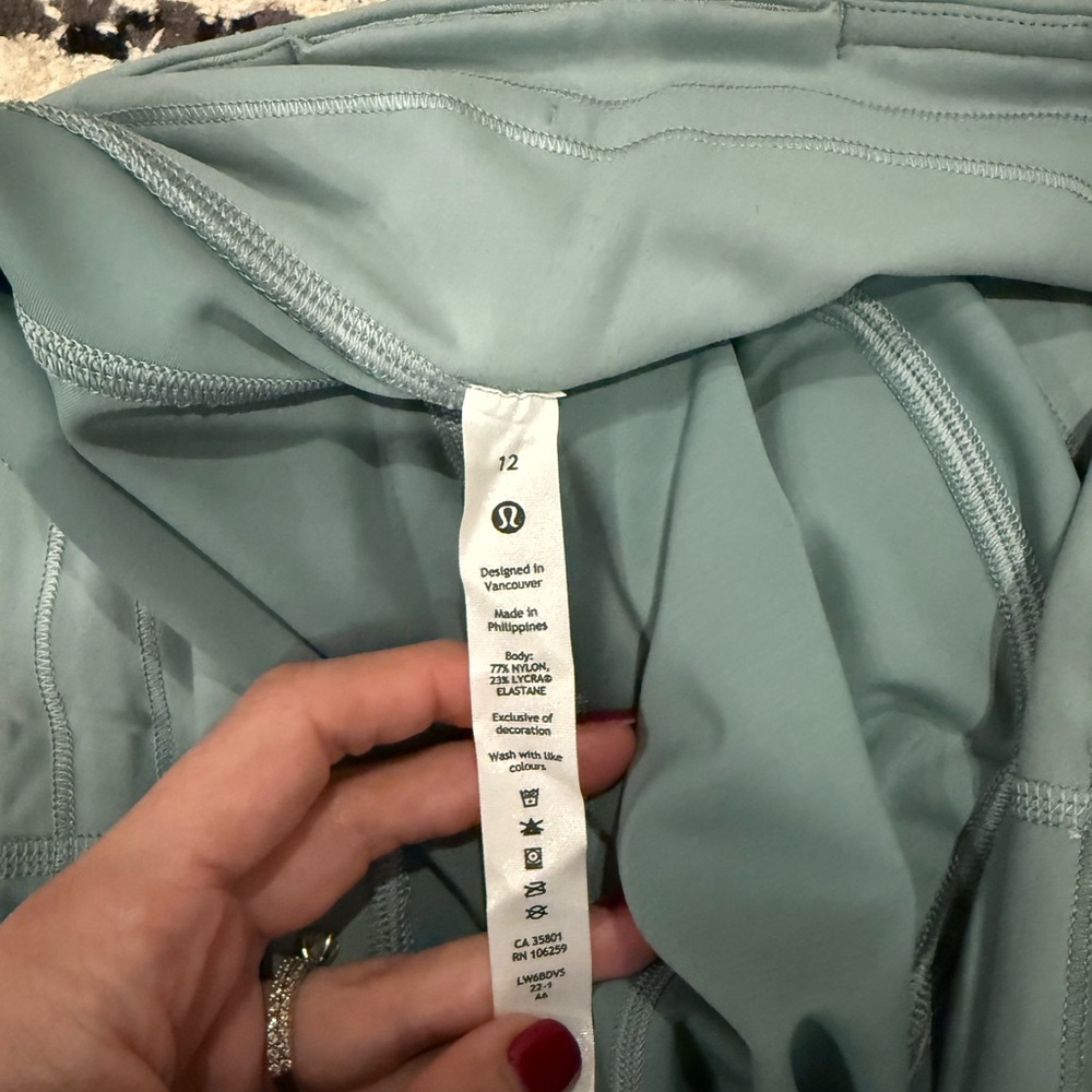 Lululemon Athletica Teal Leggings - Picture 3 of 3